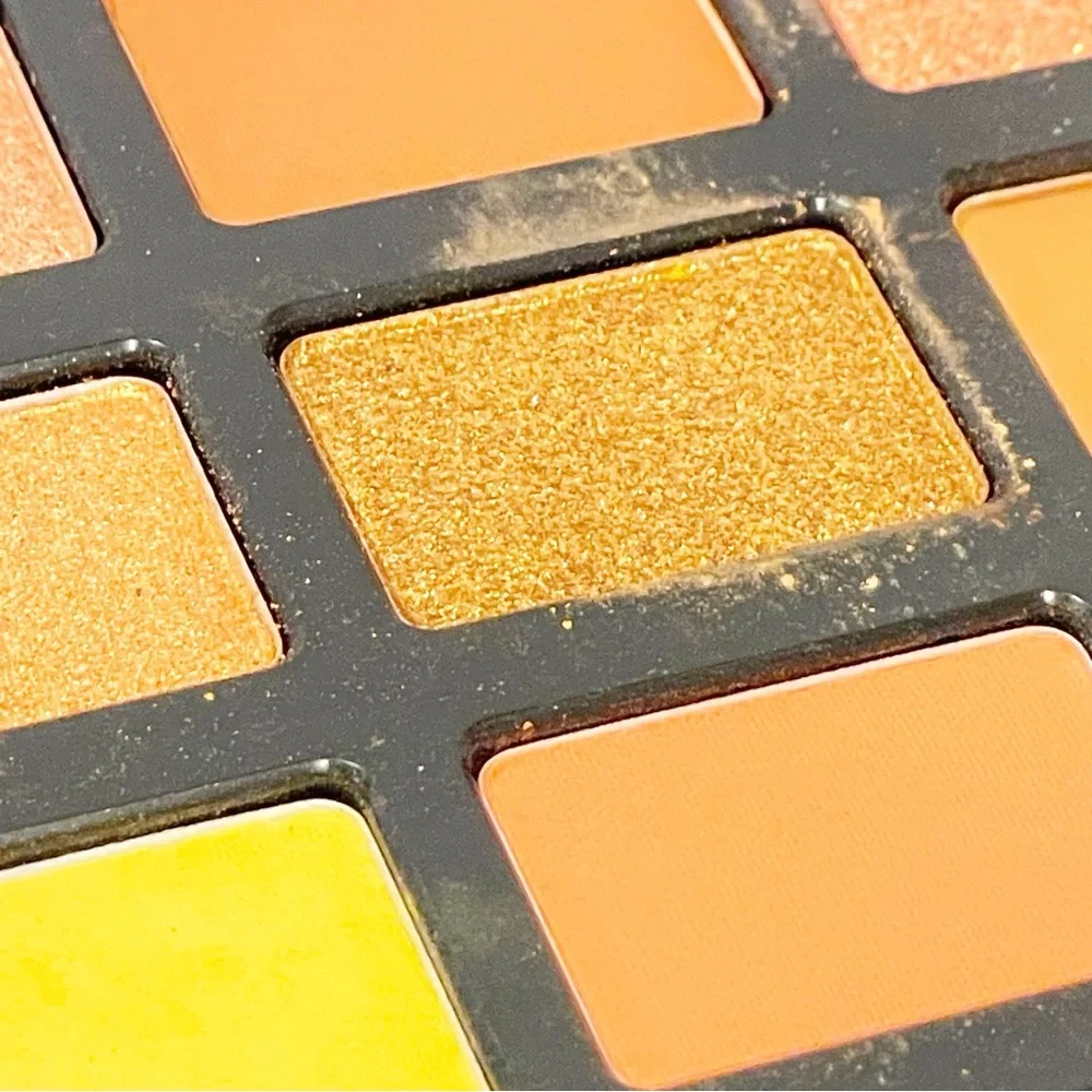 Morphe Heatseeker 18 Pan Artistry‎ Eyeshadow Palette Makeup Face Beauty